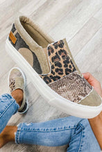 Ladda upp bild till gallerivisning, Leopard Snake Print Slip On Canvas Sneakers
